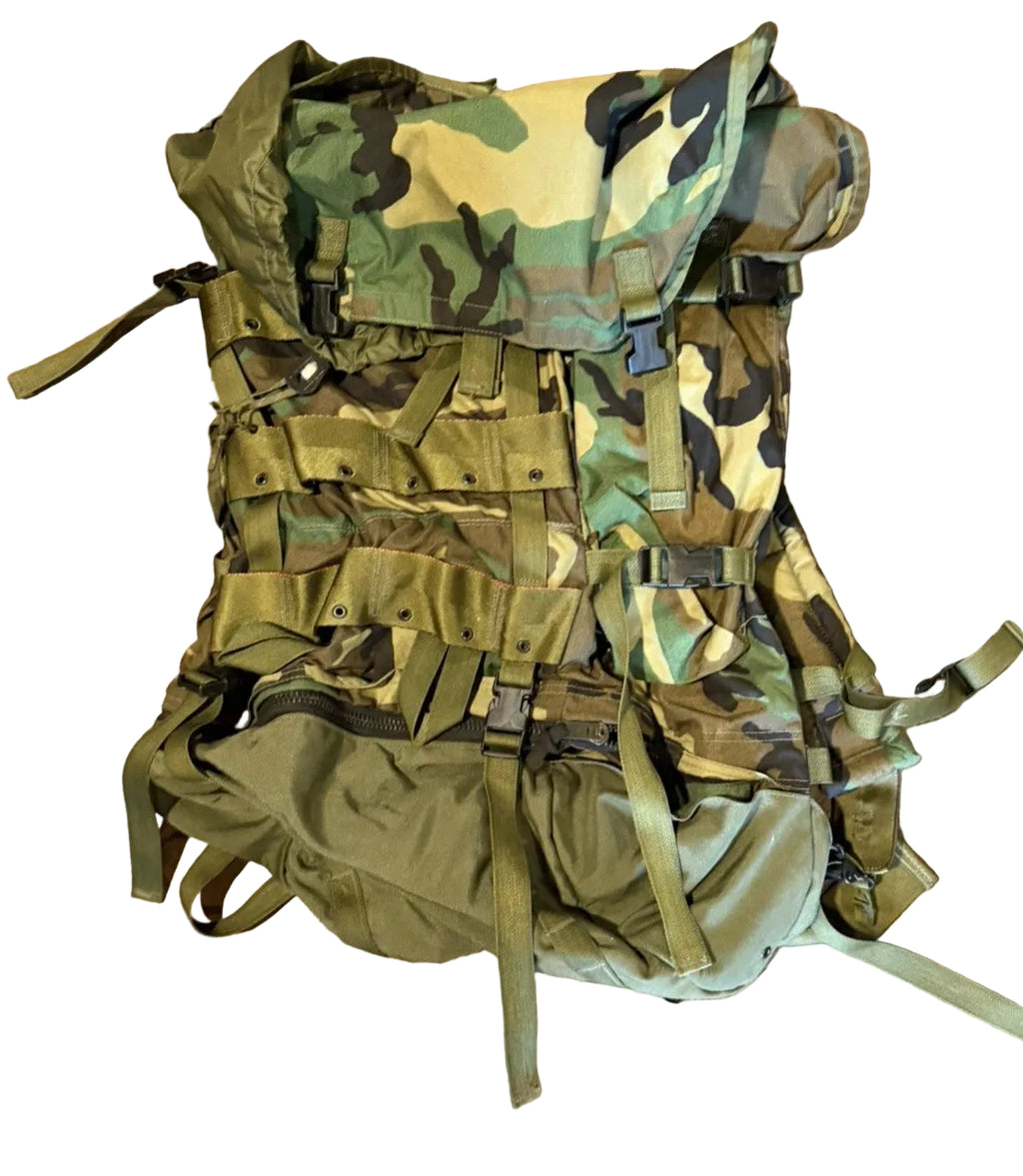 USGI Large Field Pack with Internal Frame CFP-90 (Combat Field Pack M-1990)