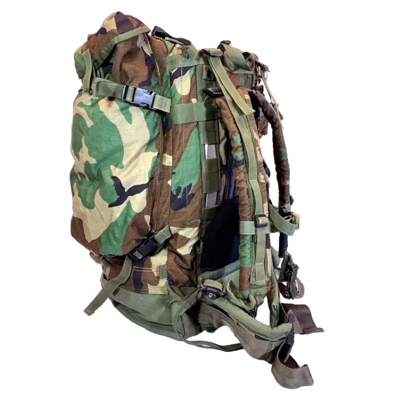 USGI Large Field Pack with Internal Frame CFP-90 (Combat Field Pack M-1990)