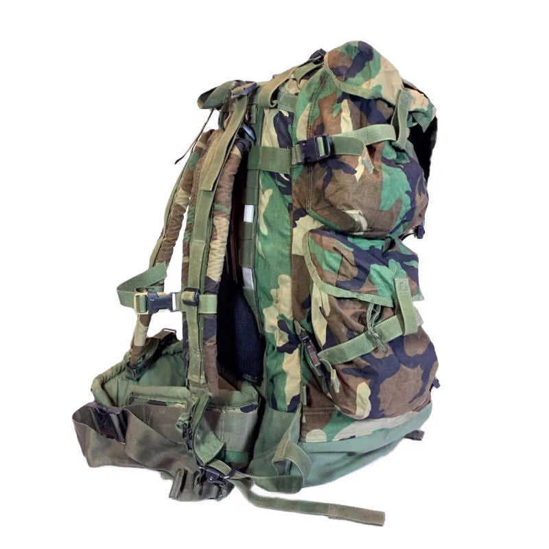 USGI Large Field Pack with Internal Frame CFP-90 (Combat Field Pack M-1990)