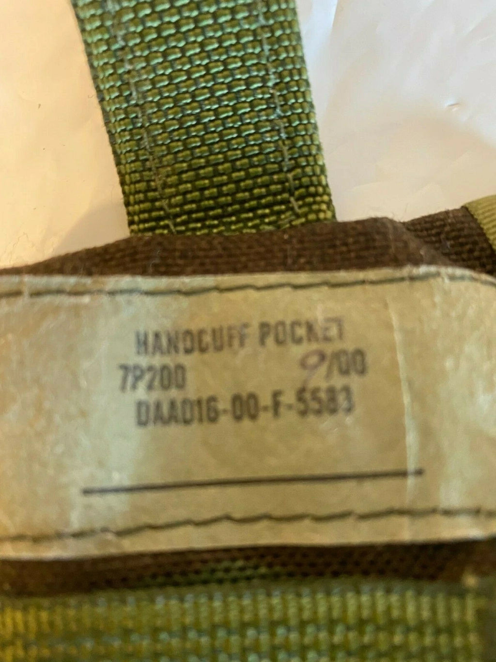 USGI MOLLE II Handcuff Pocket (M81 Woodland)