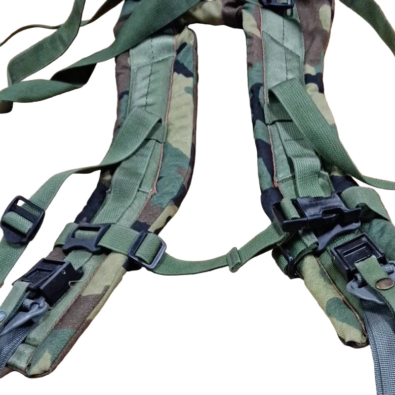 USGI MOLLE II Shoulder Straps (Medium, Large)