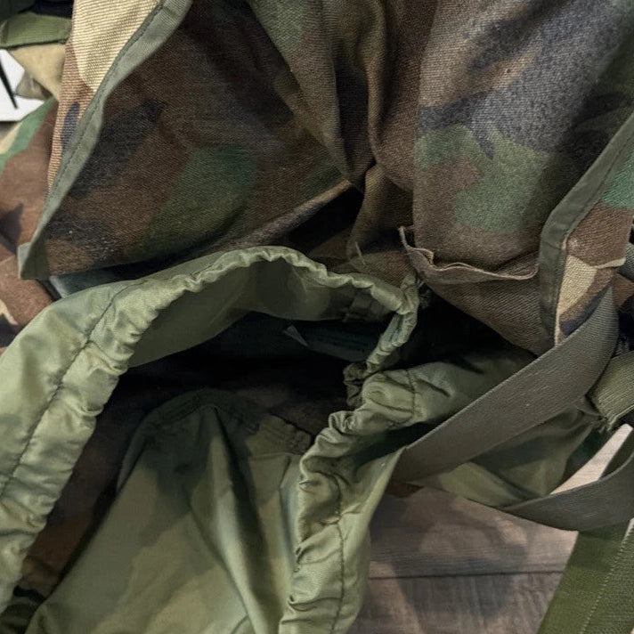 USGI MOLLE II Large Rucksack Set