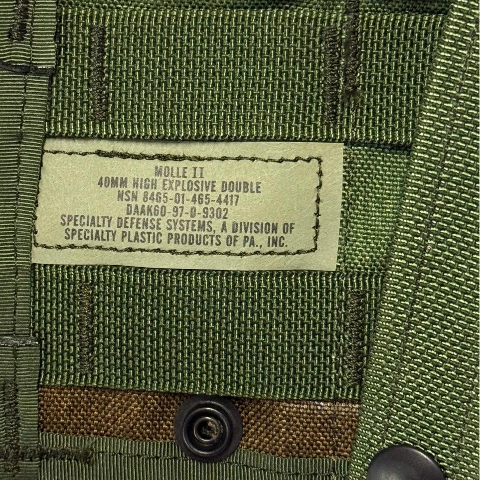 USGI MOLLE II Double 40MM Pyrotechnic Pouch (Style 4045)