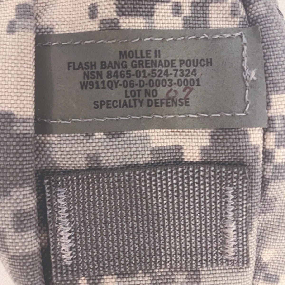 USGI MOLLE II Flash Bang Grenade Pouch