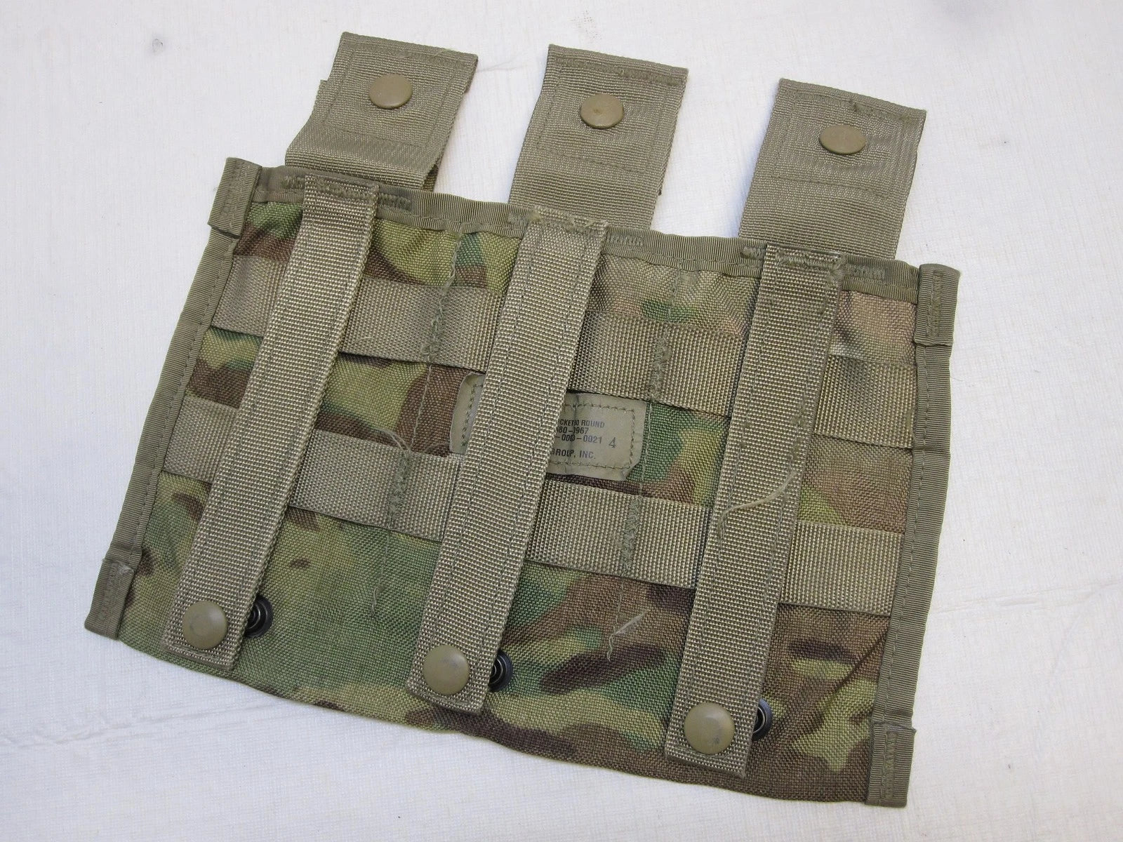 USGI MOLLE II M16A2/M4 Three Magazine Pouch (M4, M16, AR15)