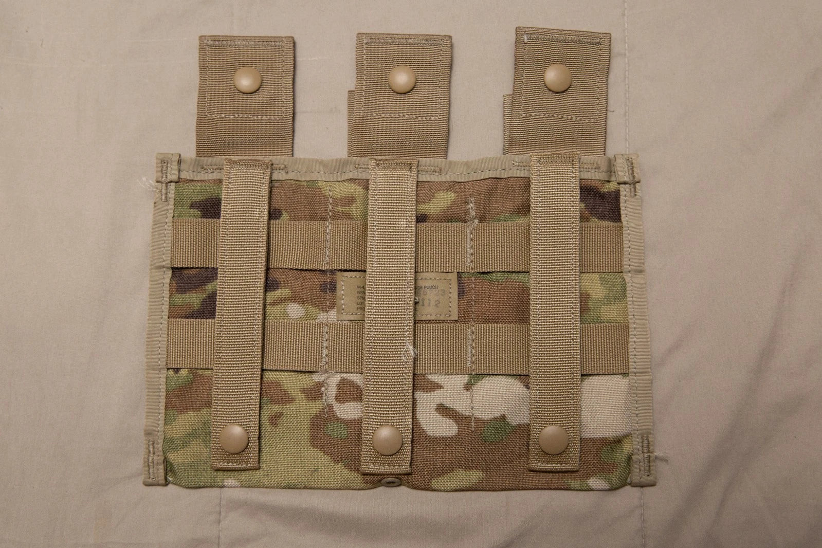 USGI MOLLE II M16A2/M4 Three Magazine Pouch (M4, M16, AR15)